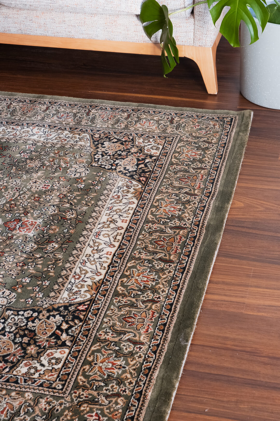 Benevolence 5235 Green