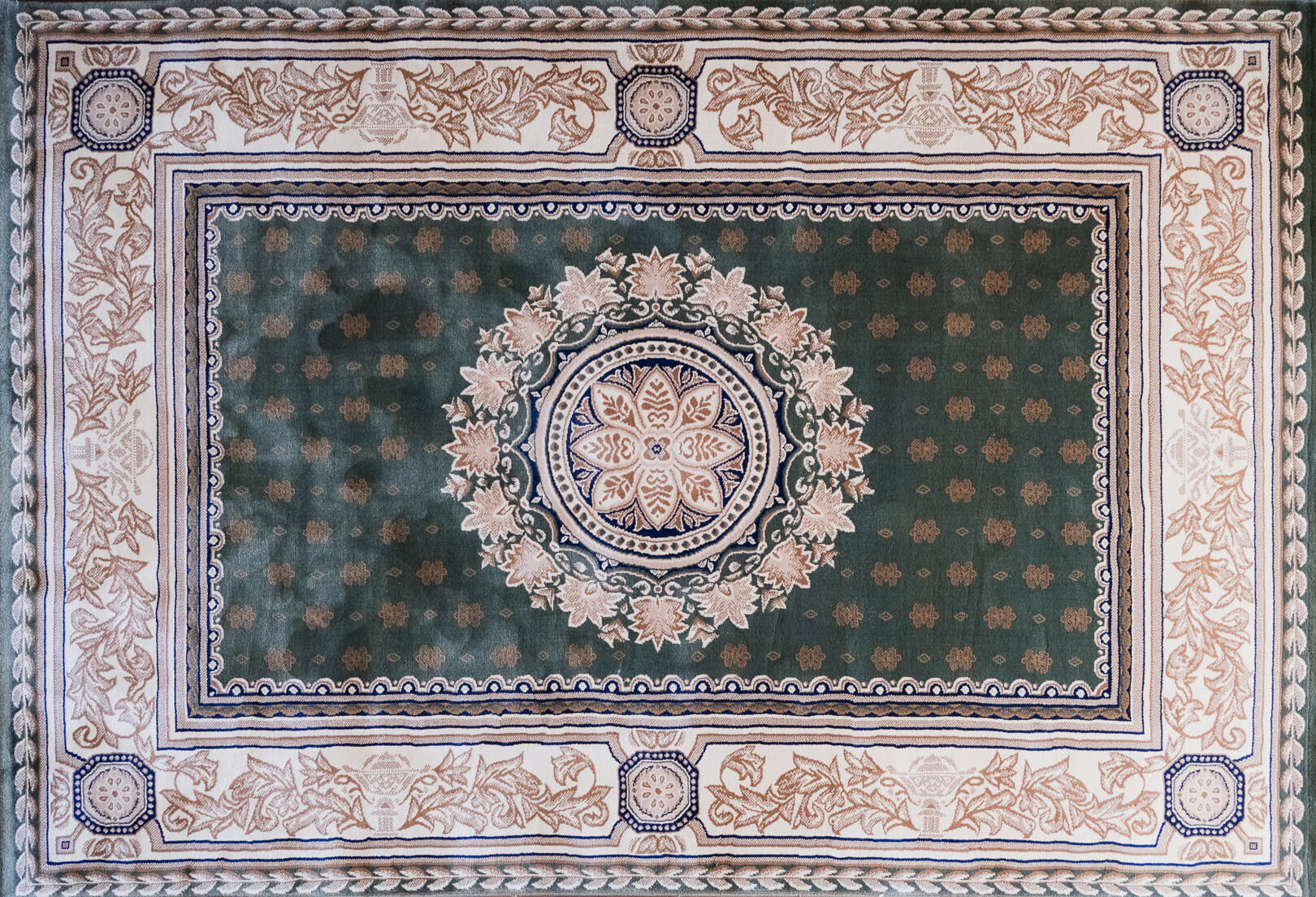 Benevolence T10 Green