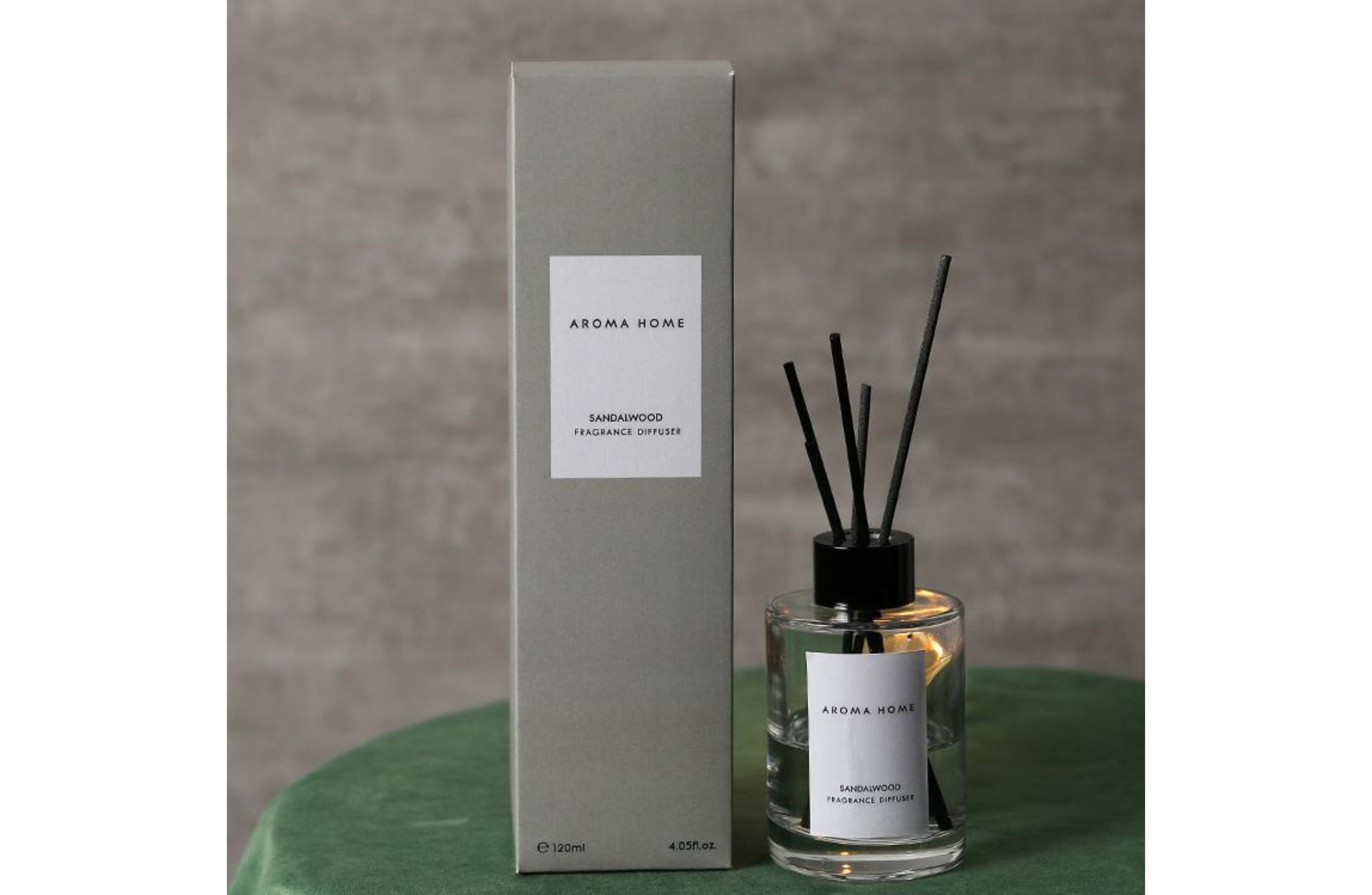 Warm Sandalwood Diffuser – Cozy & classic in sleek grey