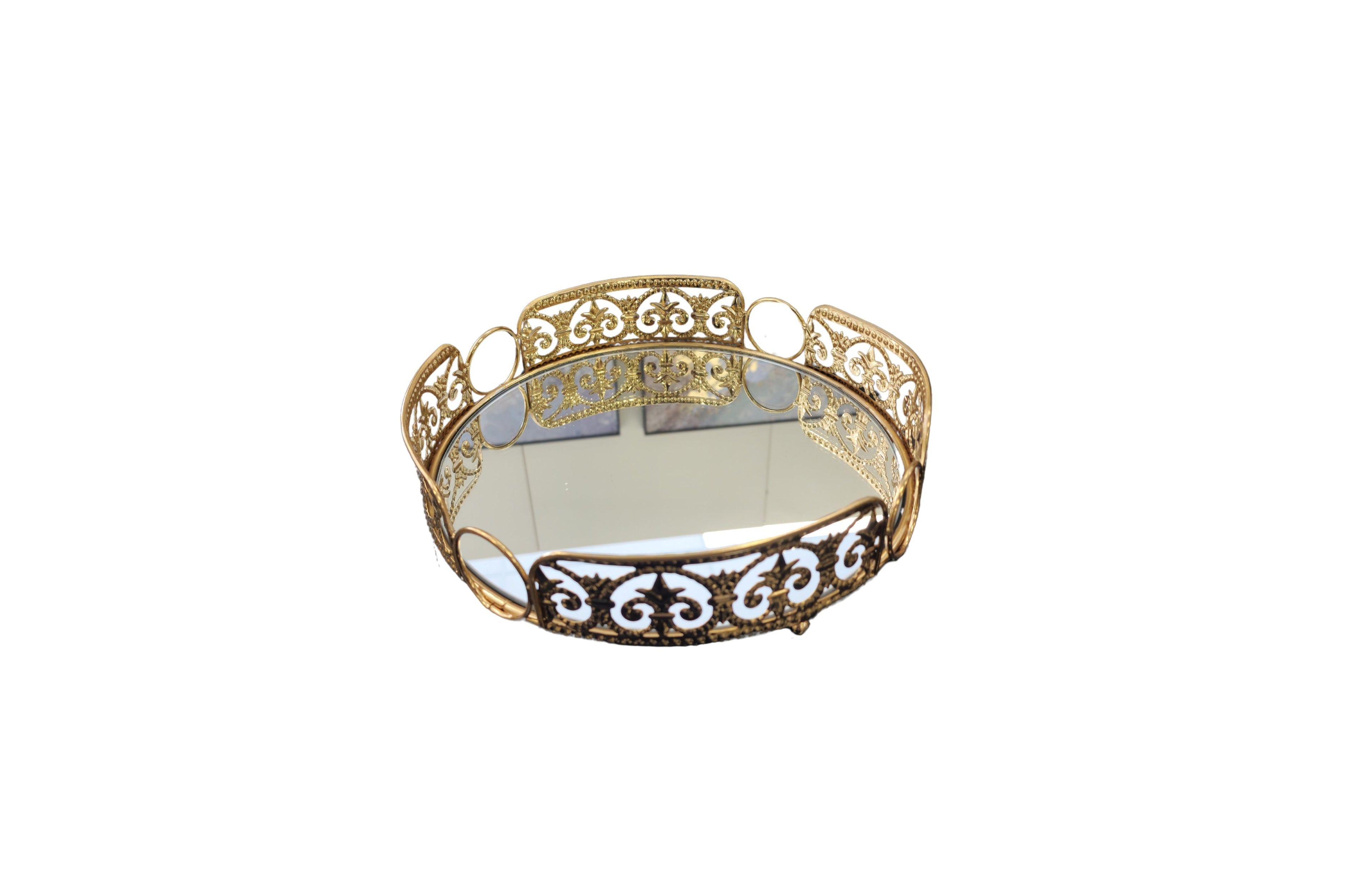 Small gold Lucy tray with intricate scrollwork – a charming accent for side tables or vanities.